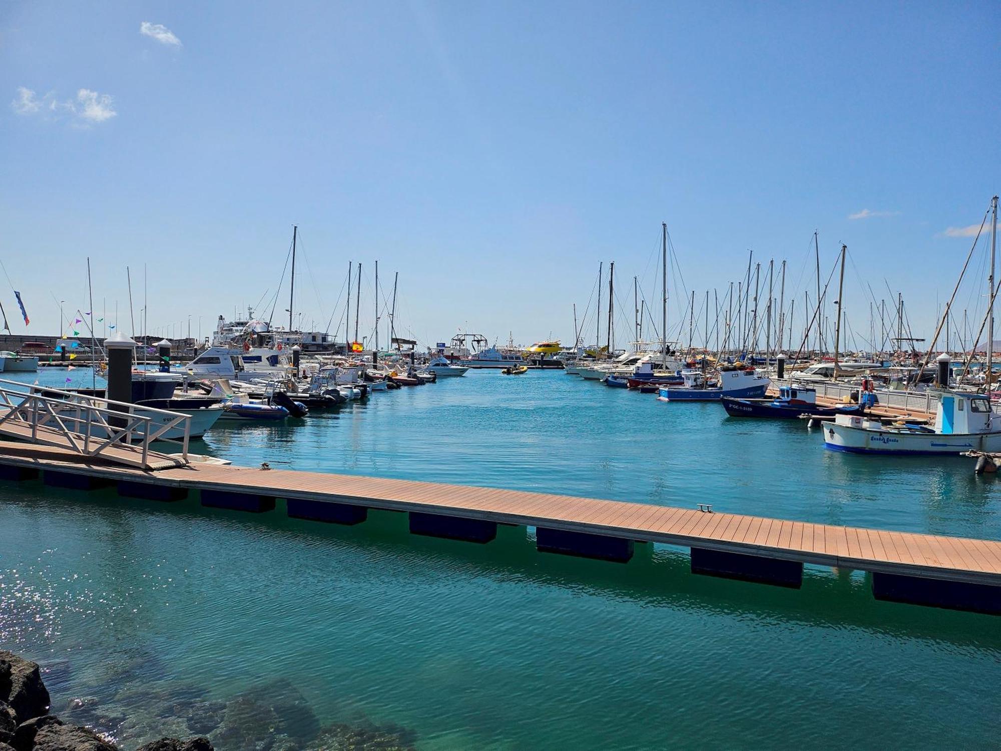 Corralejo Coliving By Amazzzing Travel Hostel Kültér fotó